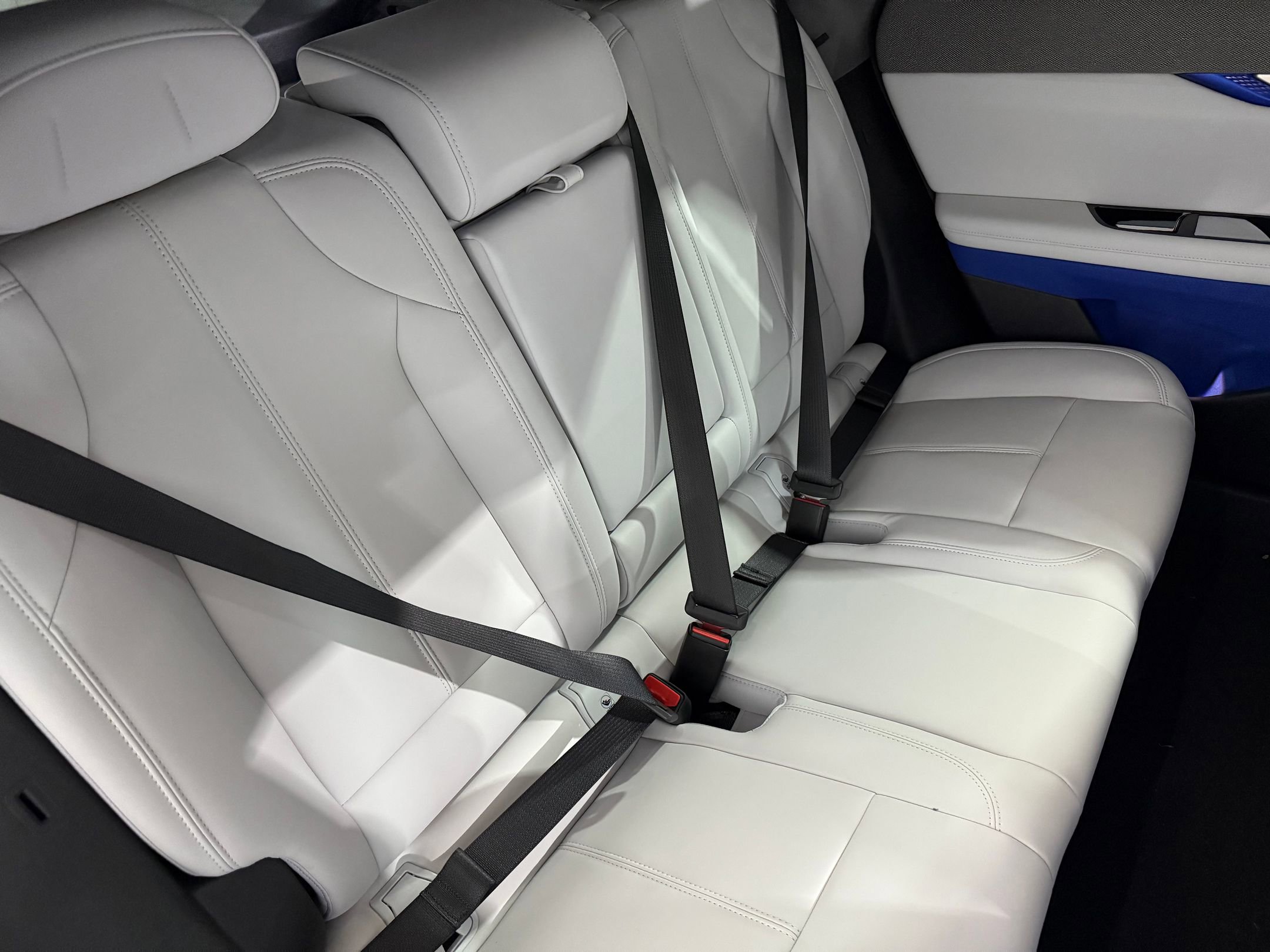 New 2026 Cadillac Optiq Sport 1 image 46