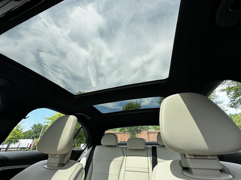 Certified 2025 Mercedes-Benz C 300 Sedan image 35
