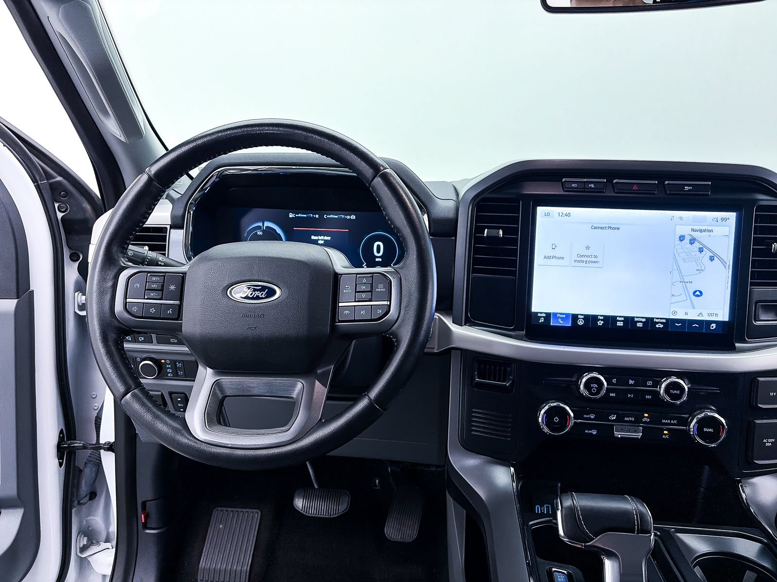 Used 2022 Ford F150 Lightning XLT AWD/4WD image 5