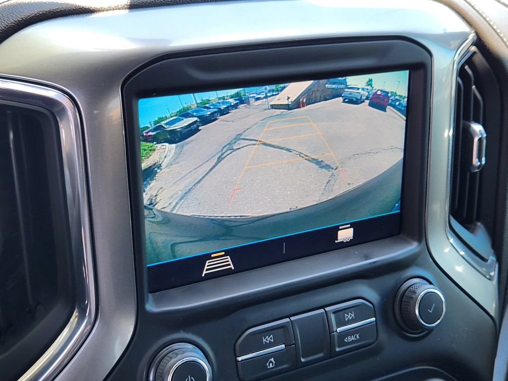 Used 2021 Chevrolet Silverado 1500 LT Trail Boss w/ LPO, Dark Essentials Package AWD/4WD image 9