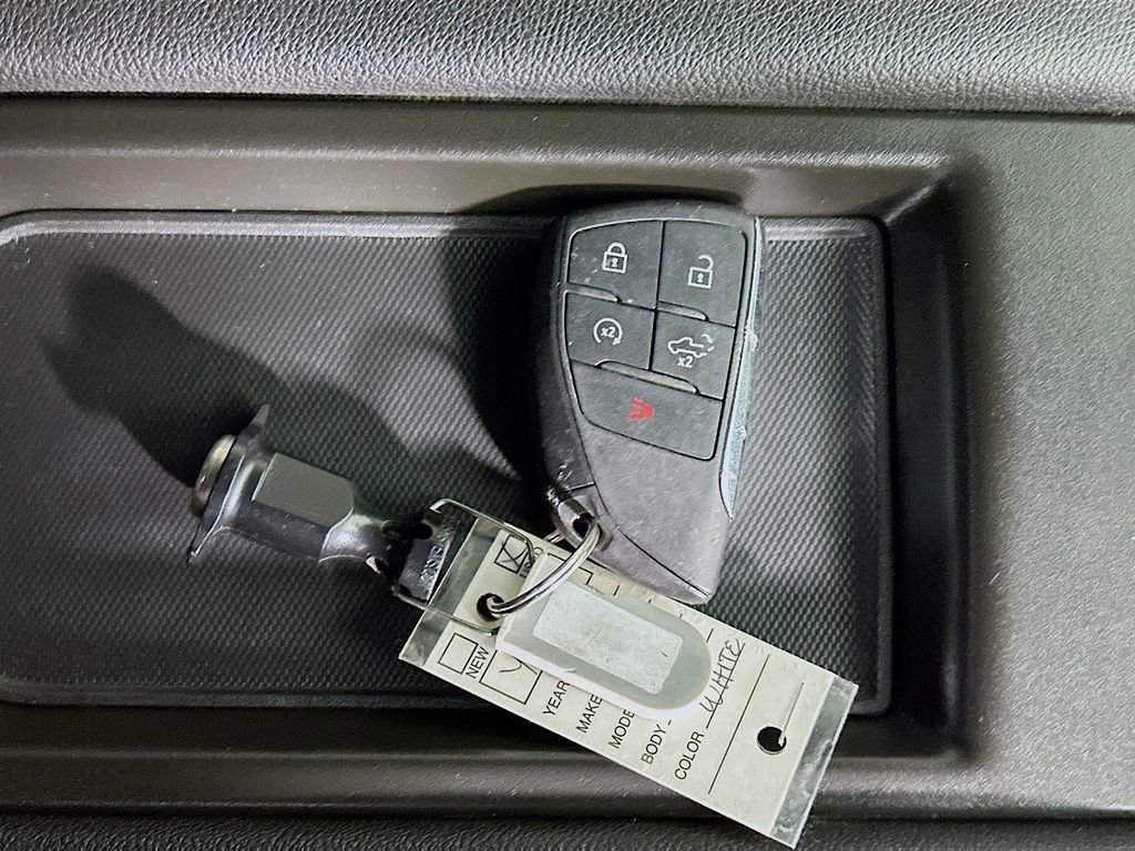 Used 2024 Chevrolet Silverado 2500 LT image 35