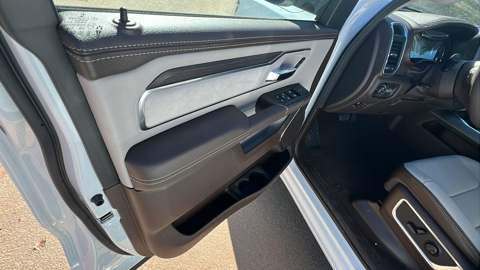 New 2026 RAM 1500 Laramie image 14