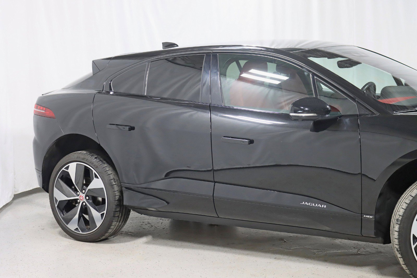 Used 2020 Jaguar I-PACE HSE image 3