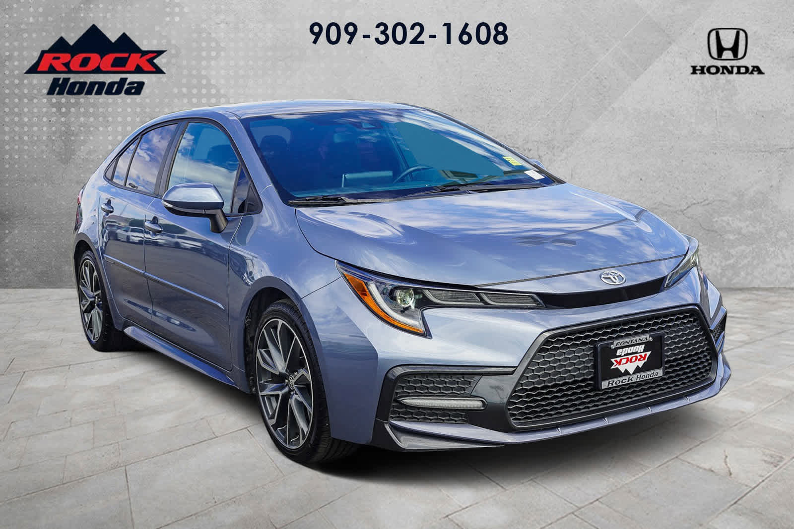 Used 2020 Toyota Corolla SE image 3