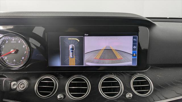 Used 2017 Mercedes-Benz E 400 4MATIC Wagon image 31