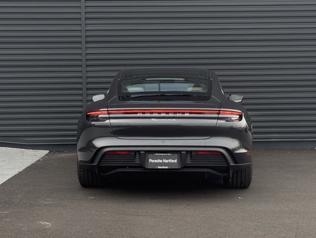 New 2024 Porsche Taycan 4S image 6
