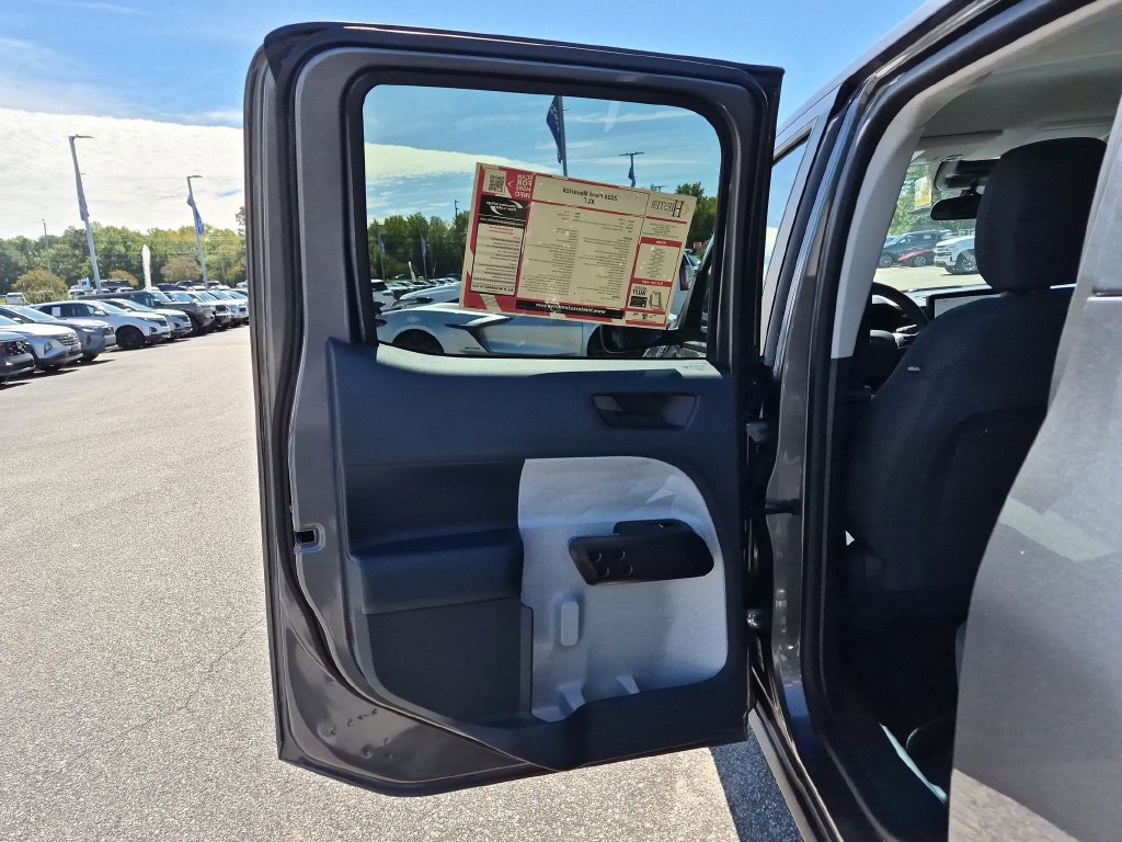 Used 2026 Ford Maverick XLT FWD image 29