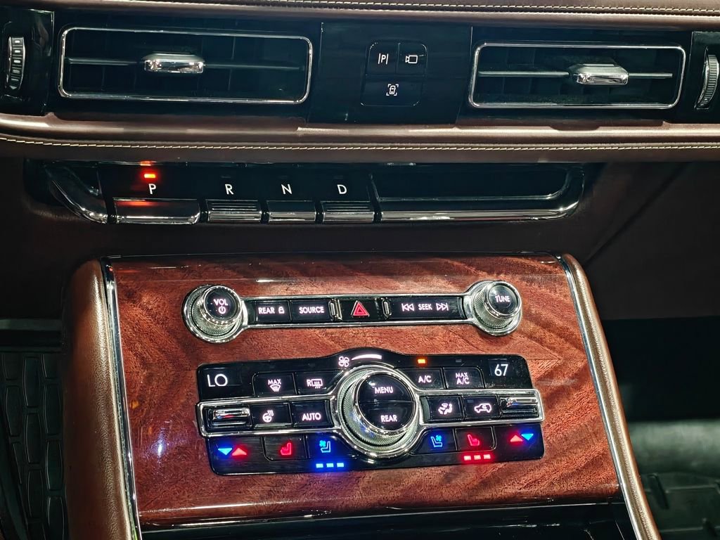 Used 2020 Lincoln Aviator Black Label w/ Dynamic Handling Package image 9