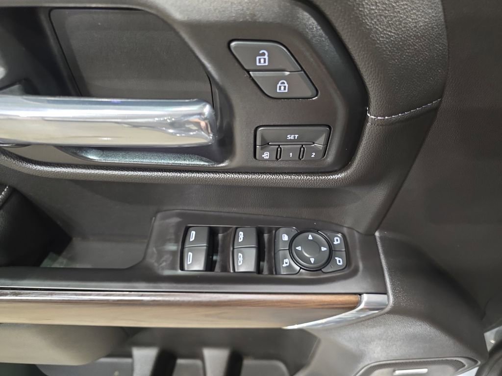 Used 2019 GMC Sierra 1500 SLT AWD/4WD image 29