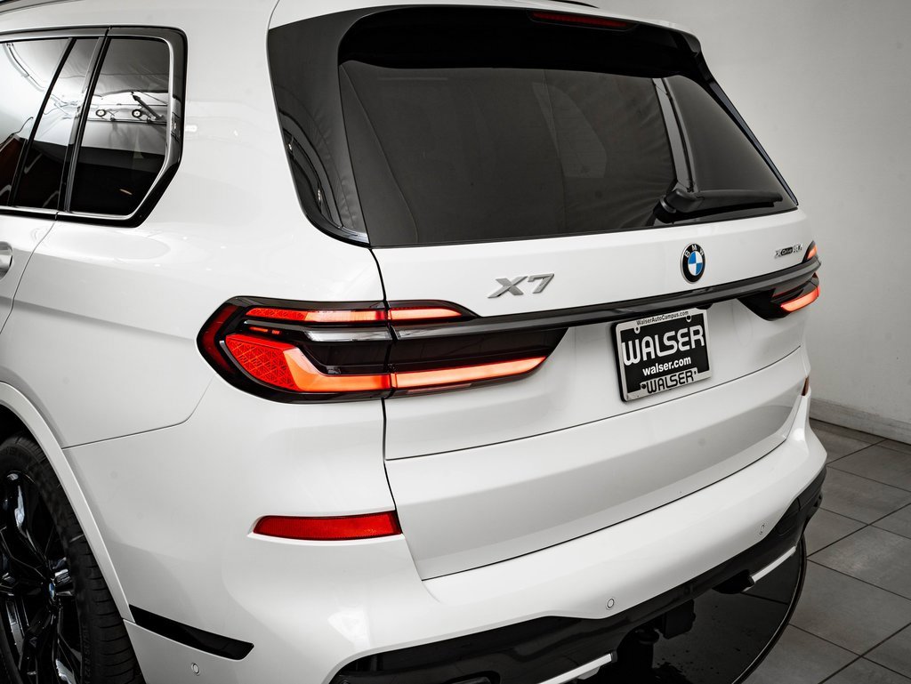 New 2026 BMW X7 xDrive40i w/ M Sport Package image 19