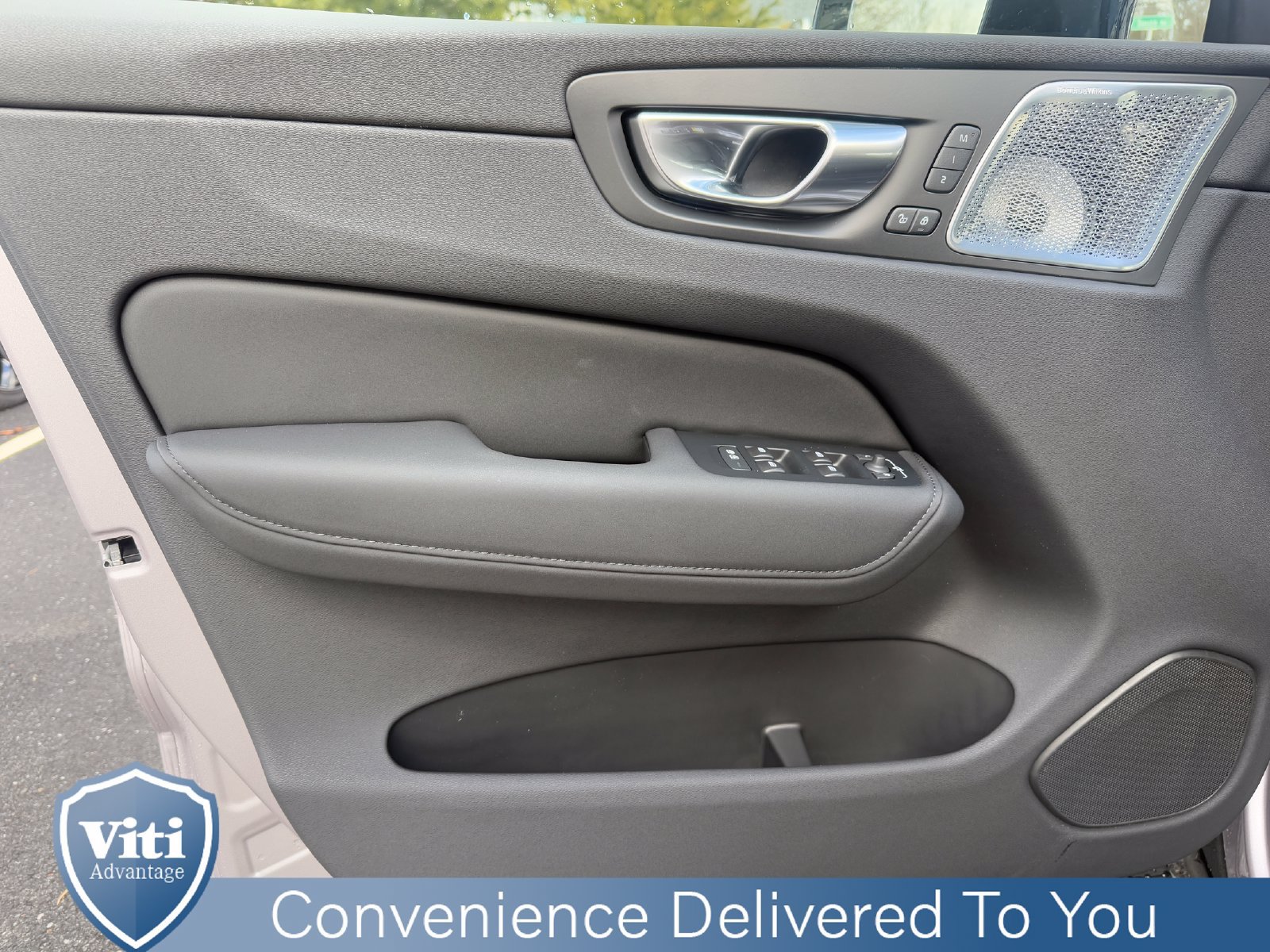 New 2026 Volvo XC60 B5 Ultra w/ Protection Package Premier AWD/4WD image 11