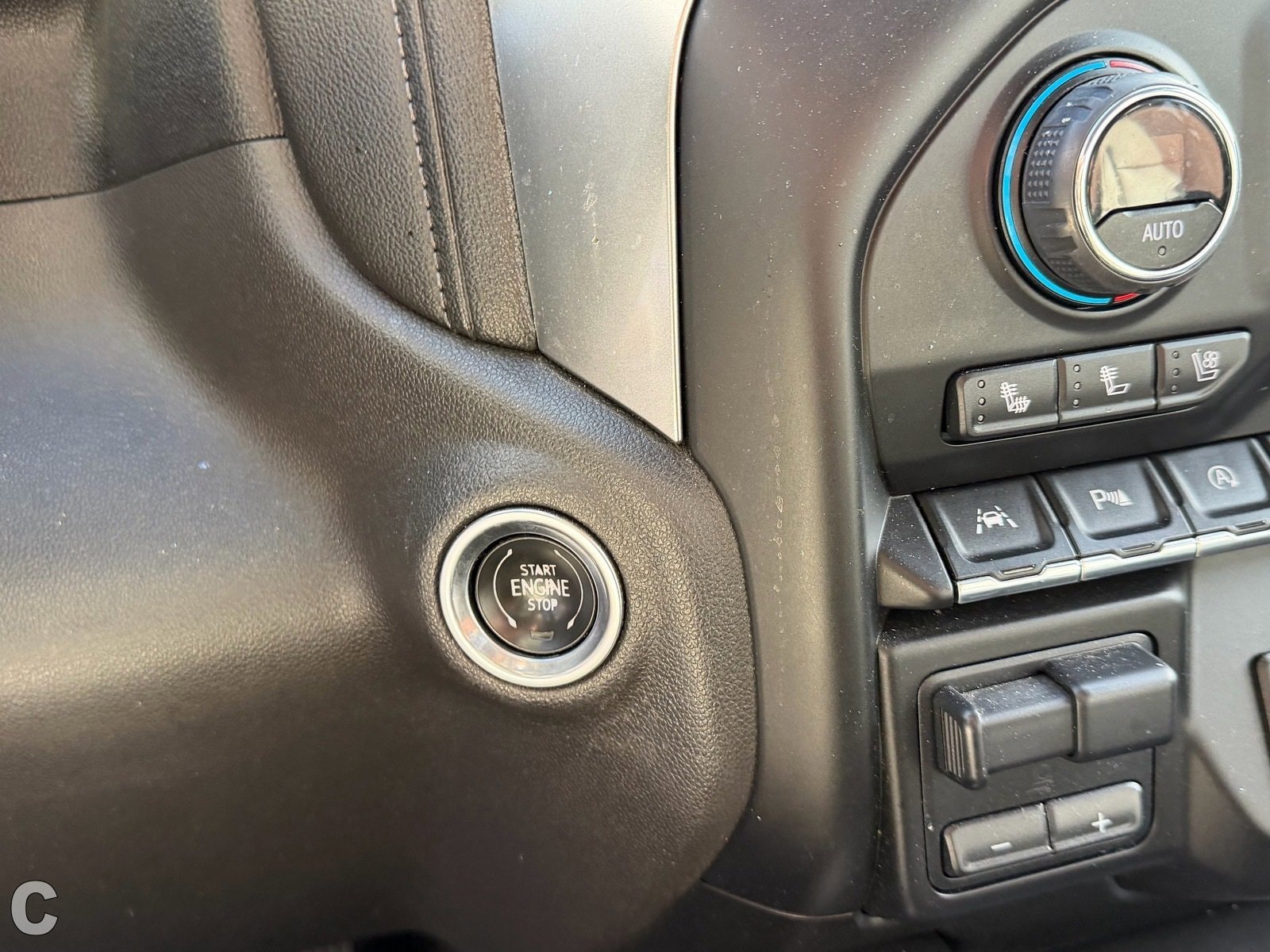 Used 2020 Chevrolet Silverado 1500 LTZ w/ LTZ Plus Package image 11