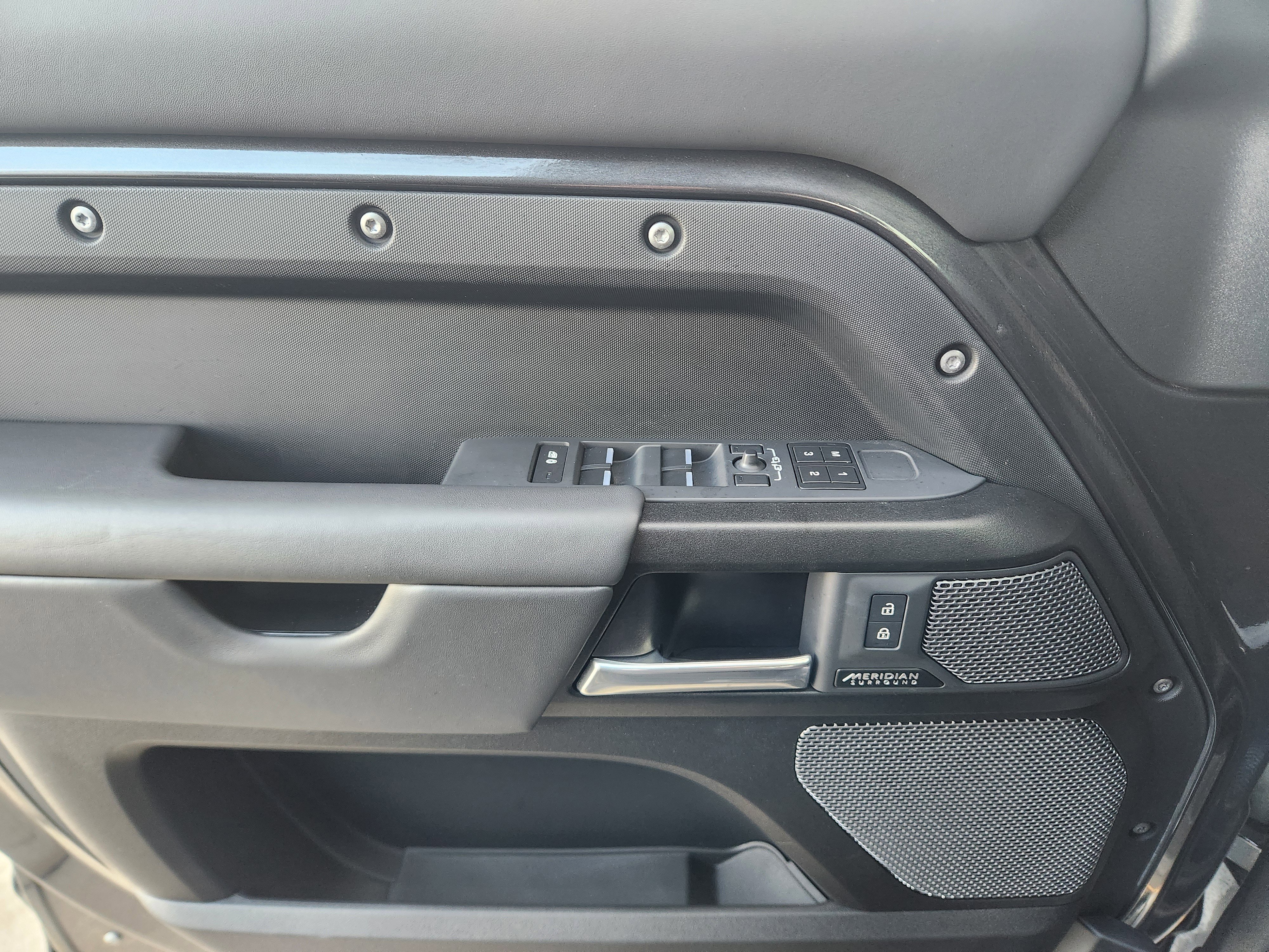 Certified 2023 Land Rover Defender 110 Carpathian Edition image 25