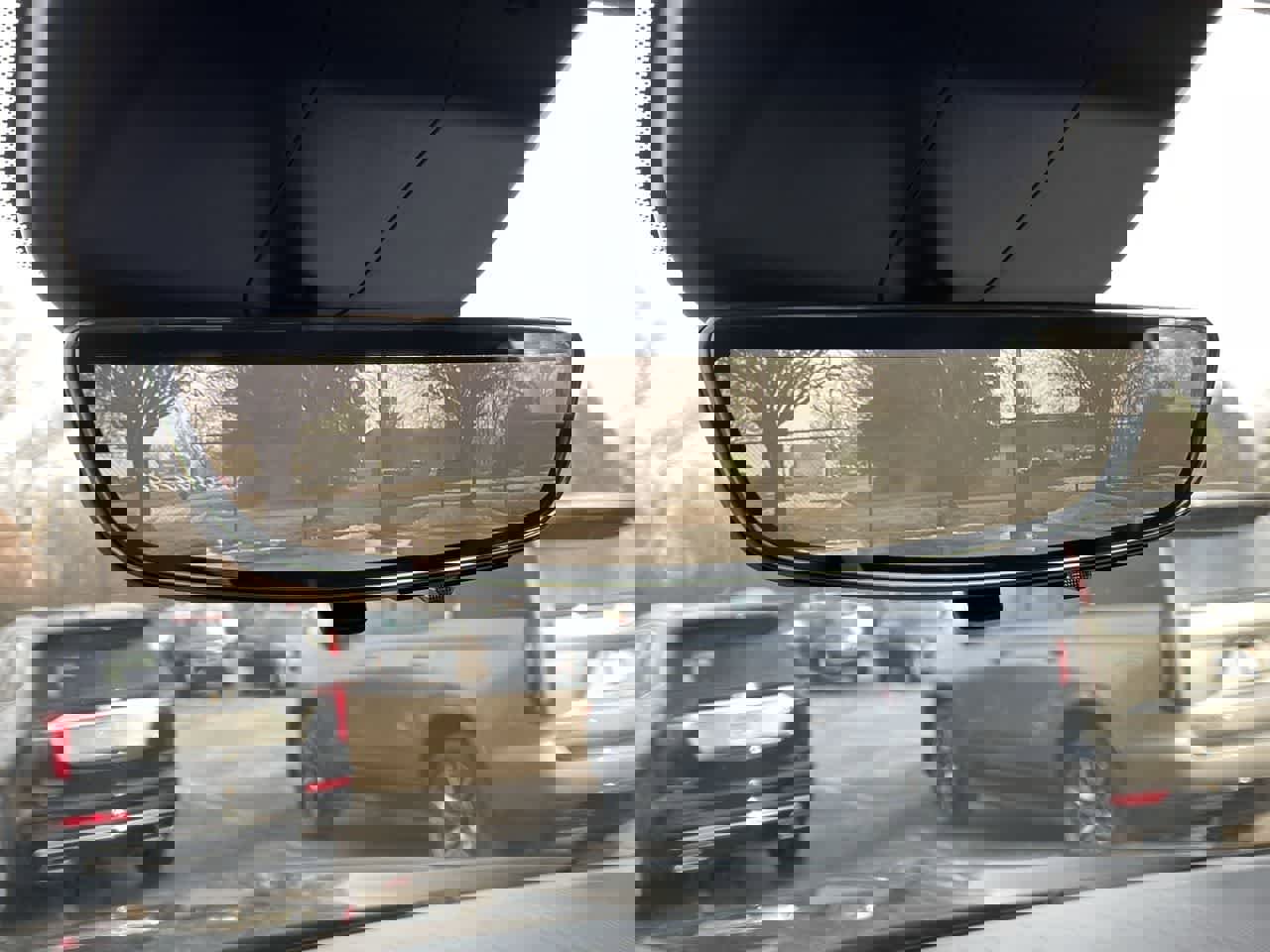 Used 2023 Cadillac Escalade Sport Platinum w/ Heavy-Duty Trailer Package image 32