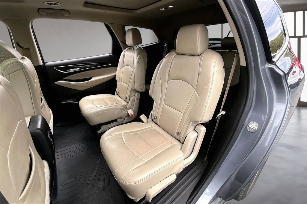 Used 2020 Buick Enclave Essence FWD image 26