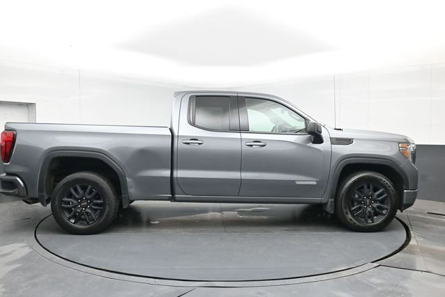 Used 2020 GMC Sierra 1500 Elevation w/ Elevation Value Package image 11