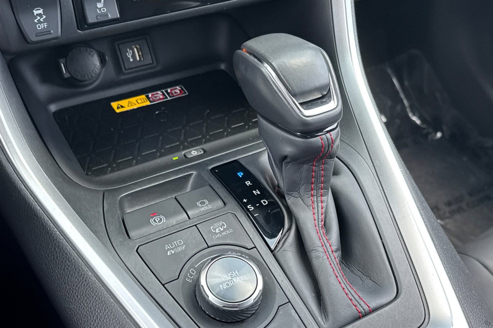 Certified 2023 Toyota RAV4 XSE w/ Weather Package image 28