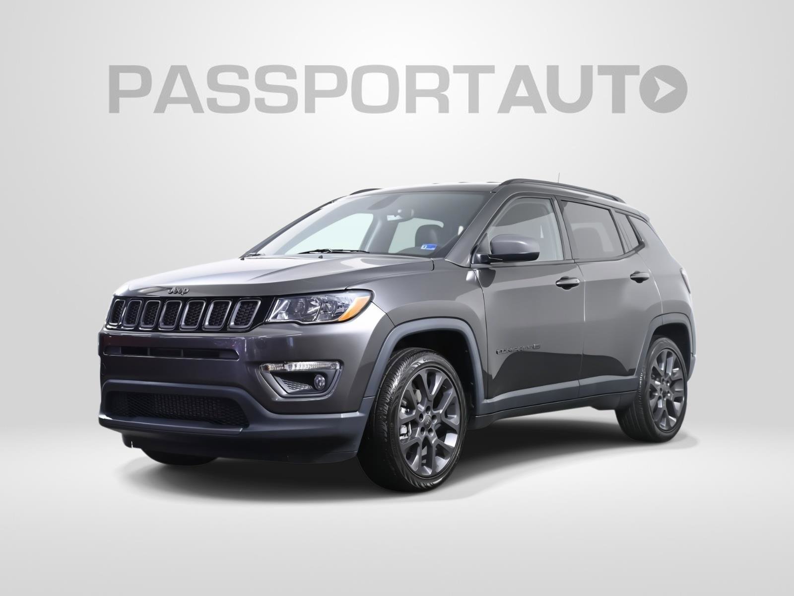 Used 2021 Jeep Compass Latitude image 1