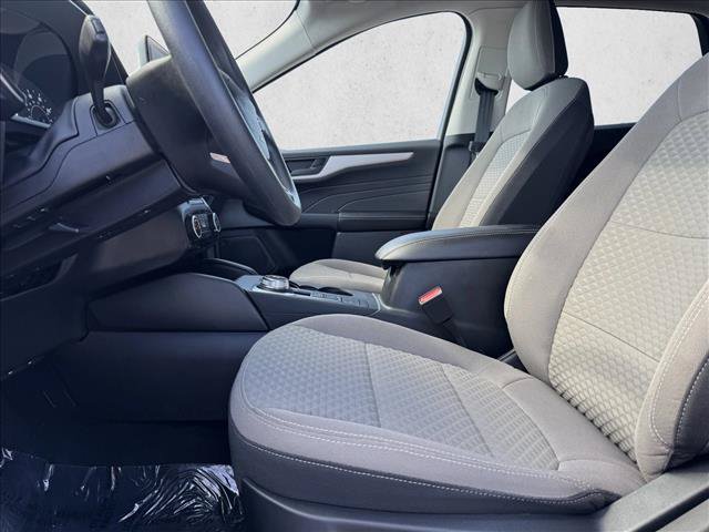Used 2022 Ford Escape SE FWD image 8