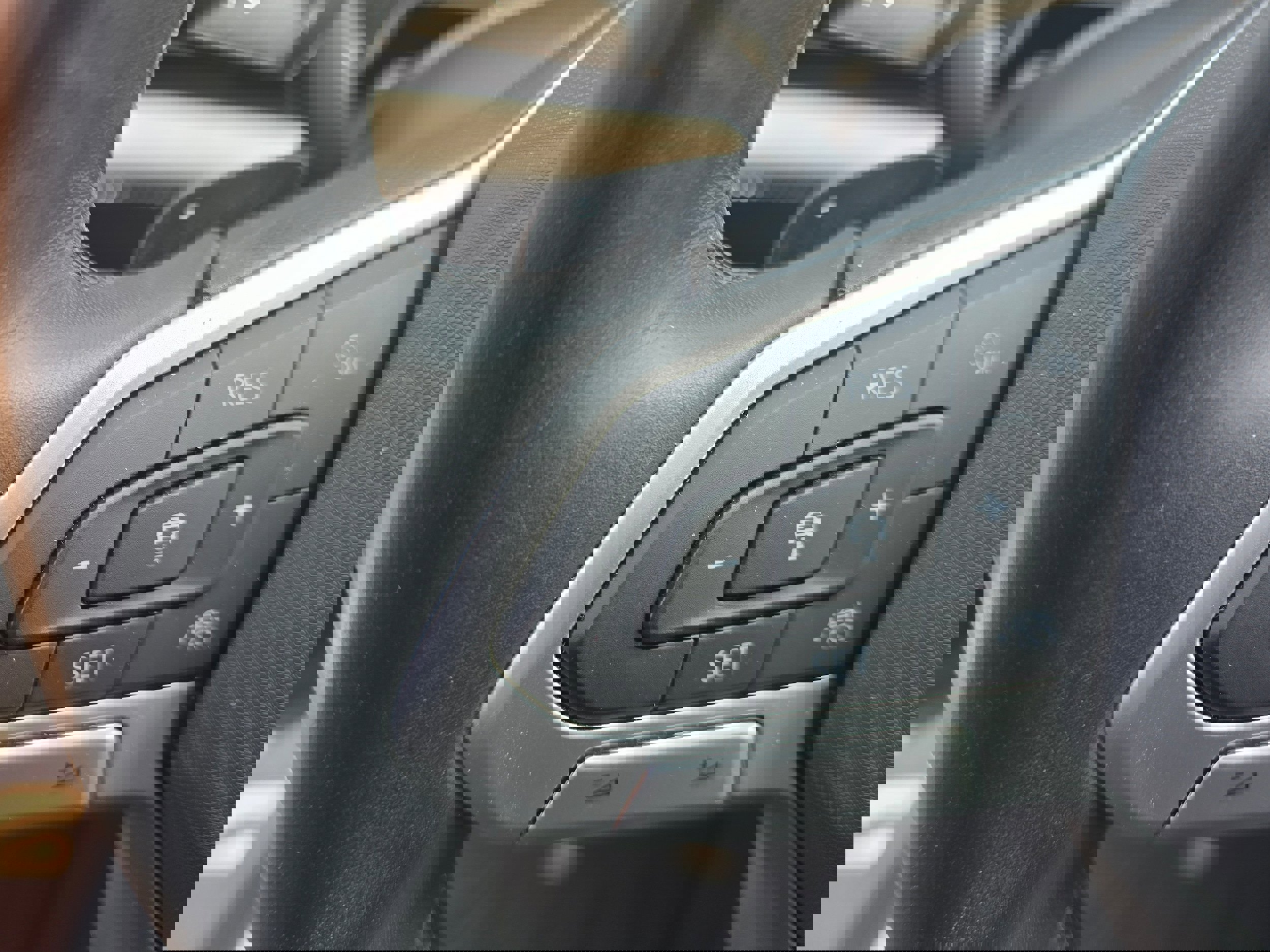 Used 2024 Volkswagen Atlas SEL Premium R-Line AWD/4WD image 19