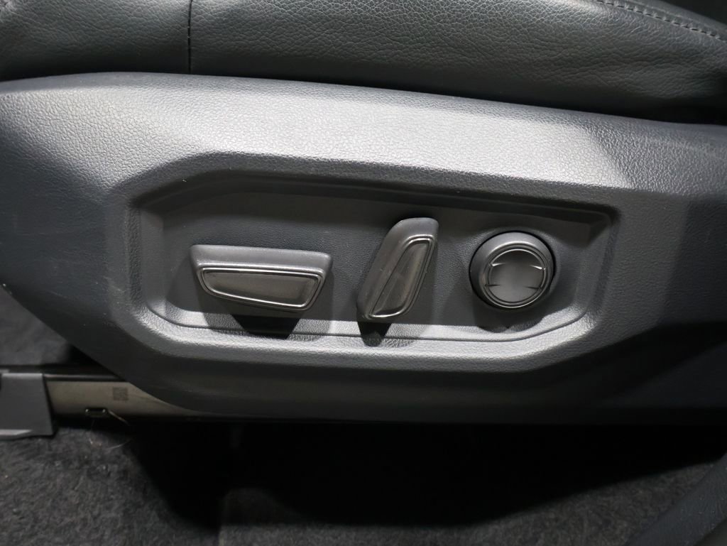 Used 2024 Toyota Tundra SR5 w/ SR5 Premium Package image 10