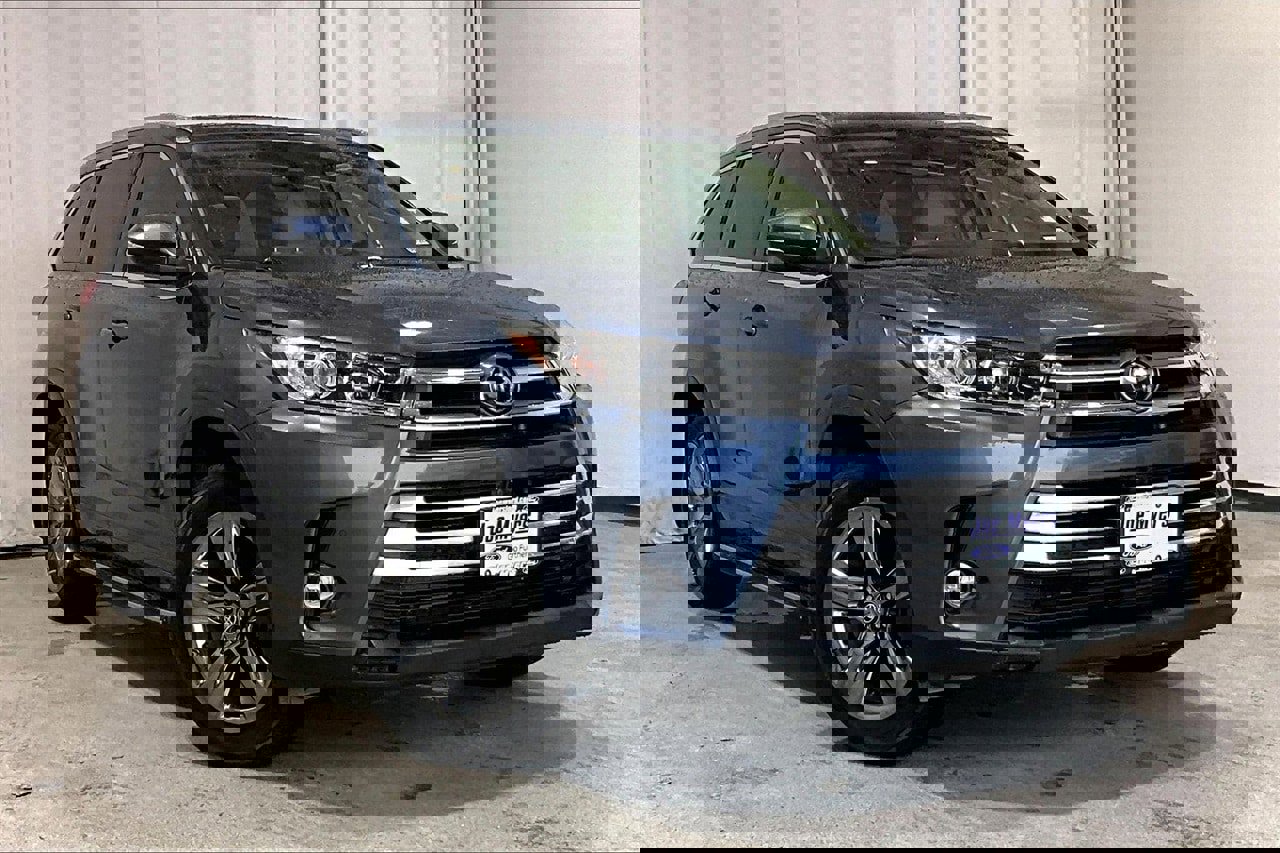 Used 2019 Toyota Highlander Limited Platinum