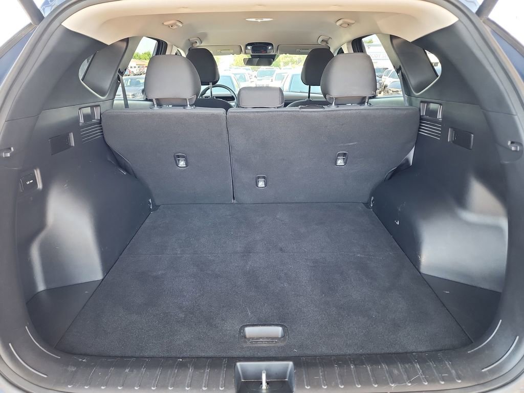 Used 2025 Hyundai Tucson SEL FWD image 40
