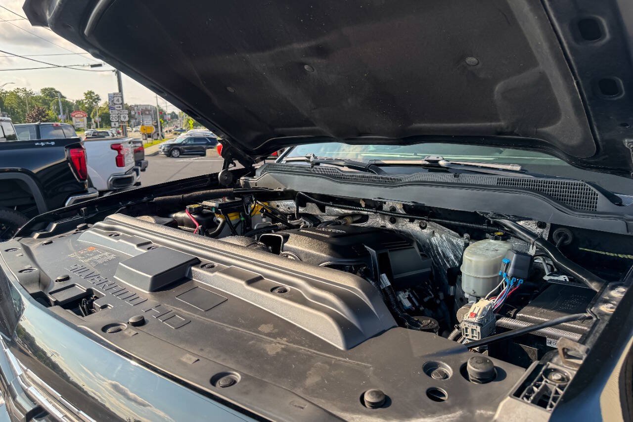 Used 2018 Chevrolet Silverado 2500 LT w/ Midnight Edition AWD/4WD image 32