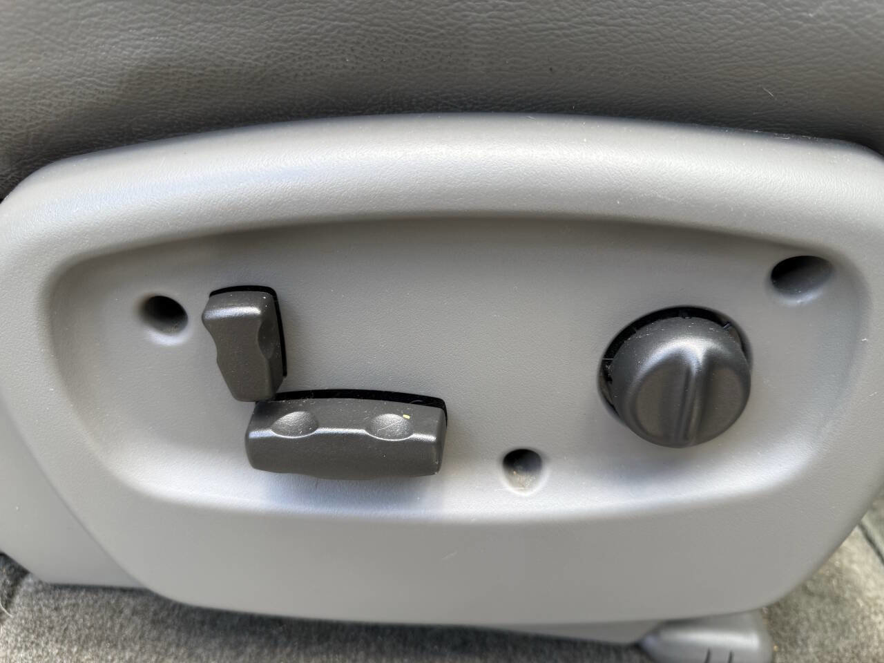 Used 2004 Chevrolet TrailBlazer LT w/ LT Preferred Equipment Group image 28