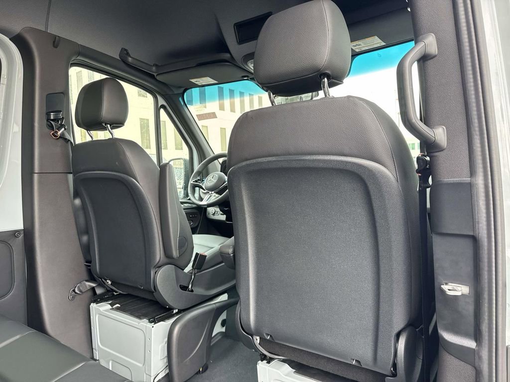 New 2026 Mercedes-Benz Sprinter 2500 image 7