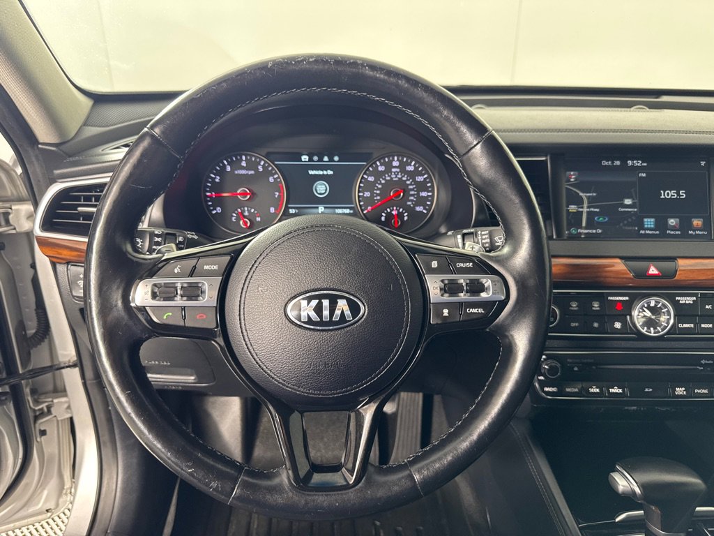 Used 2018 Kia Cadenza Technology image 18