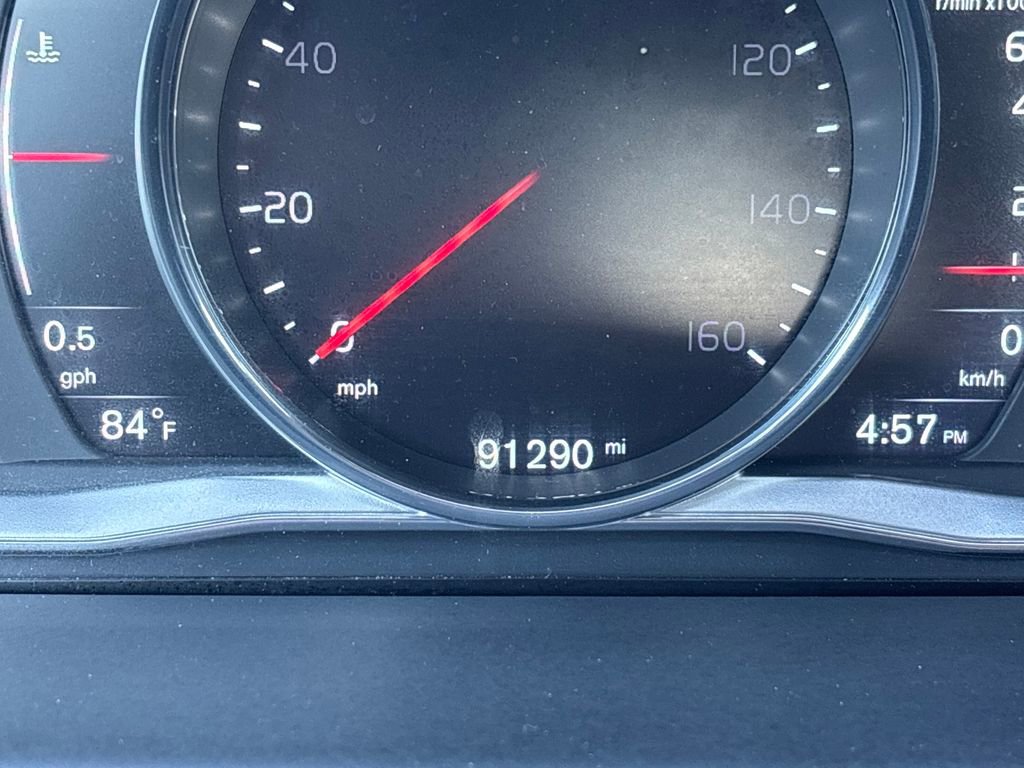 Used 2015 Volvo S80 T5 image 23