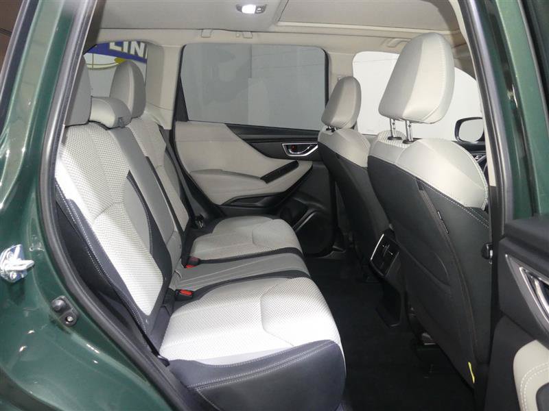 Used 2024 Subaru Forester Premium AWD/4WD image 26
