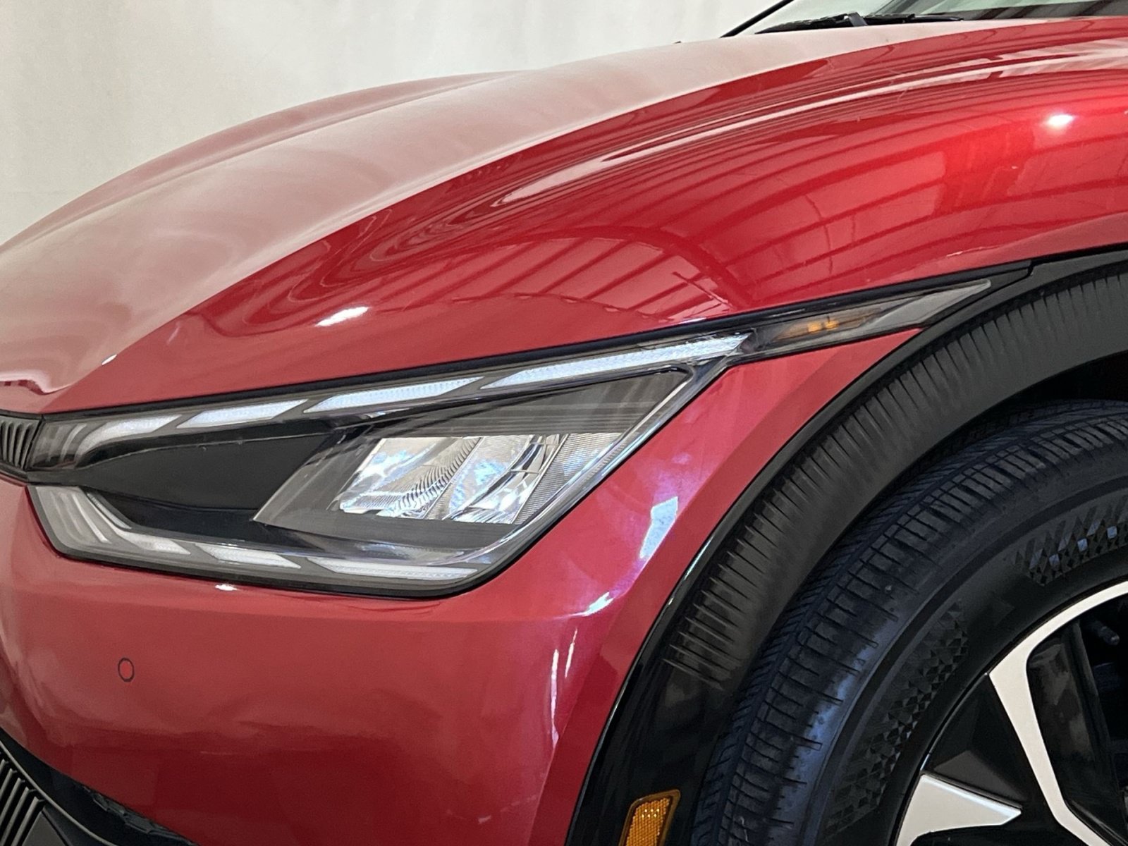 Used 2023 Kia EV6 Wind AWD/4WD image 12