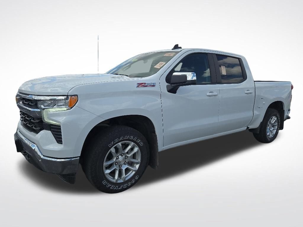 Used 2024 Chevrolet Silverado 1500 LT AWD/4WD image 9