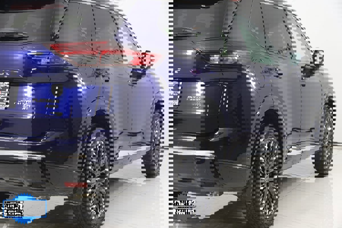 Used 2024 Nissan Rogue Platinum image 50