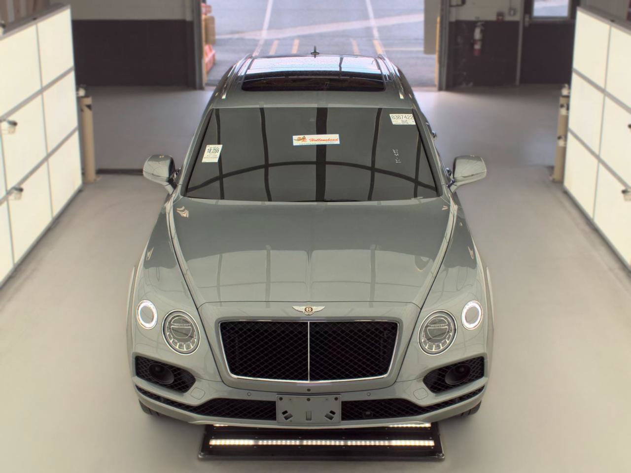 Used 2019 Bentley Bentayga AWD/4WD image 6