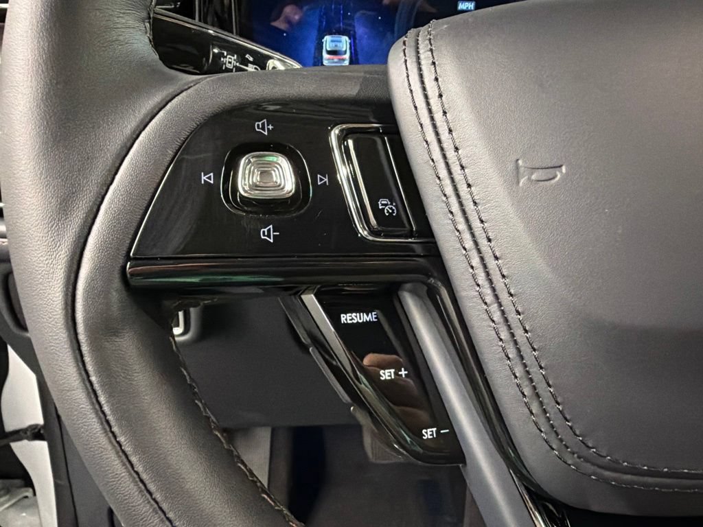 New 2026 Lincoln Aviator Reserve AWD/4WD image 16