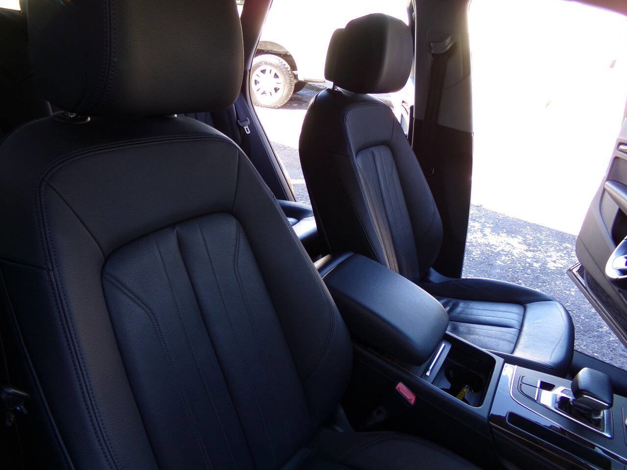 Used 2019 Audi Q5 2.0T Premium Plus w/ Premium Plus Package image 30