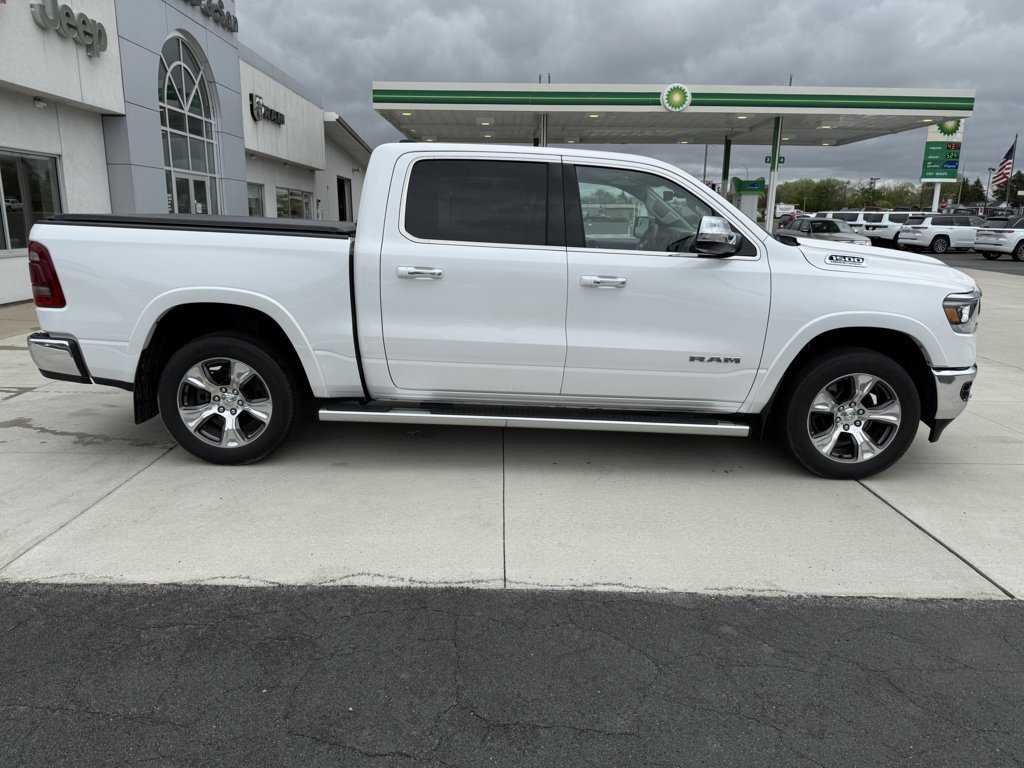 Used 2022 RAM 1500 Laramie AWD/4WD image 9