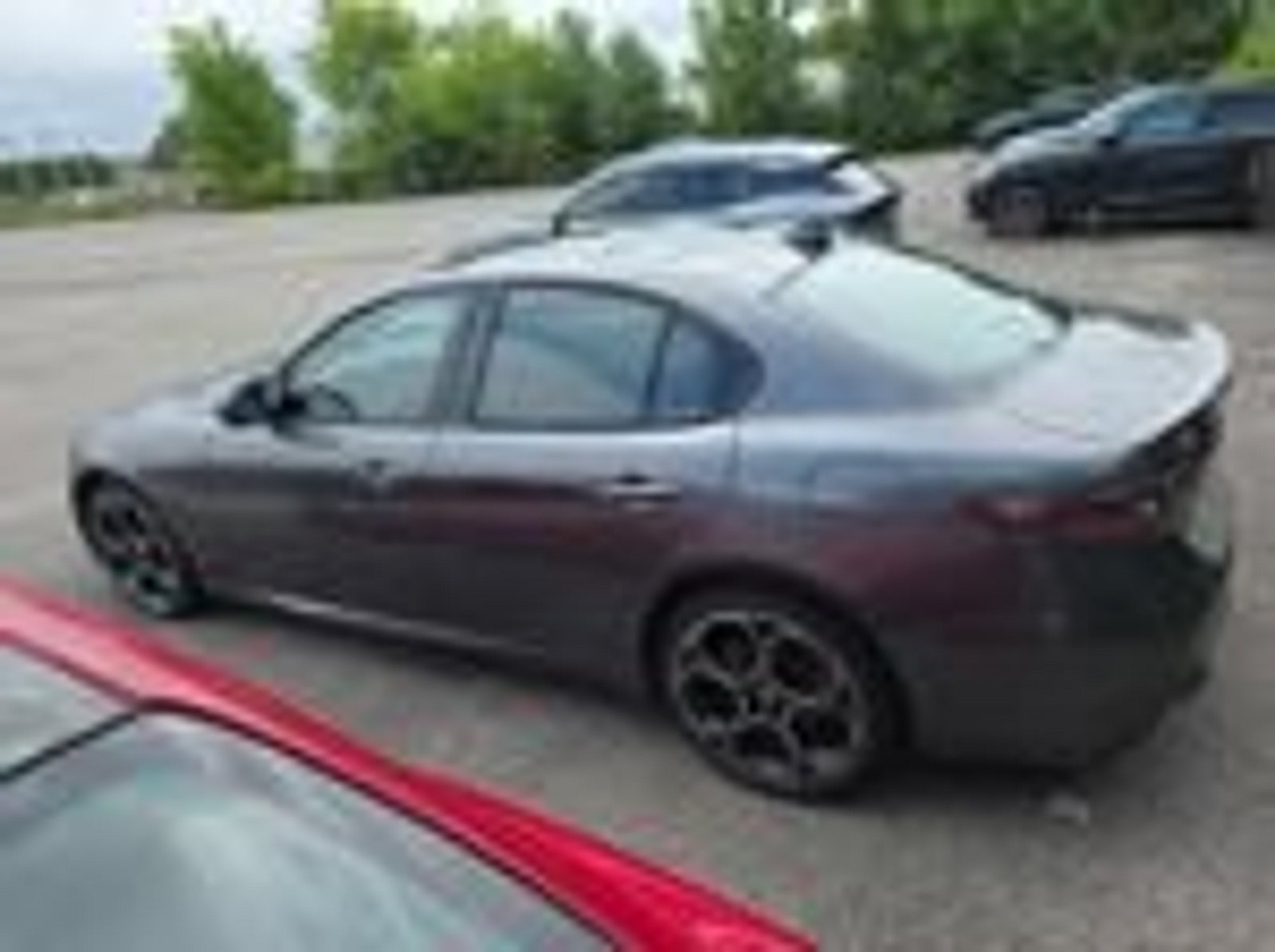 Used 2024 Alfa Romeo Giulia Veloce AWD/4WD image 3
