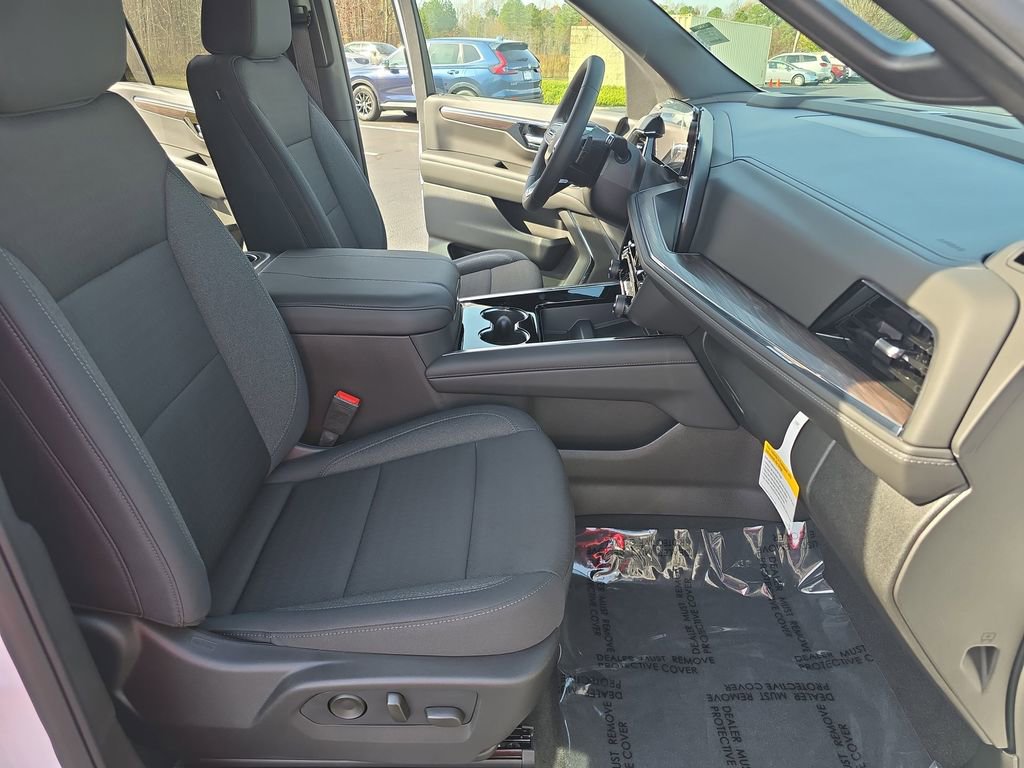 New 2026 Chevrolet Suburban LS w/ LPO, Dark Essentials Package image 10