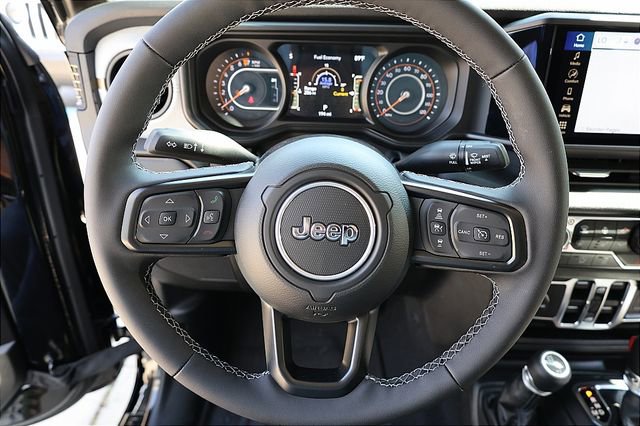 New 2025 Jeep Gladiator Sport image 18