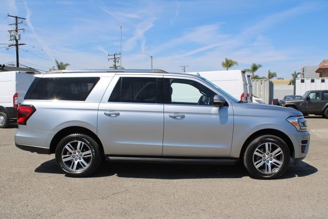 Used 2024 Ford Expedition Max Limited AWD/4WD image 3