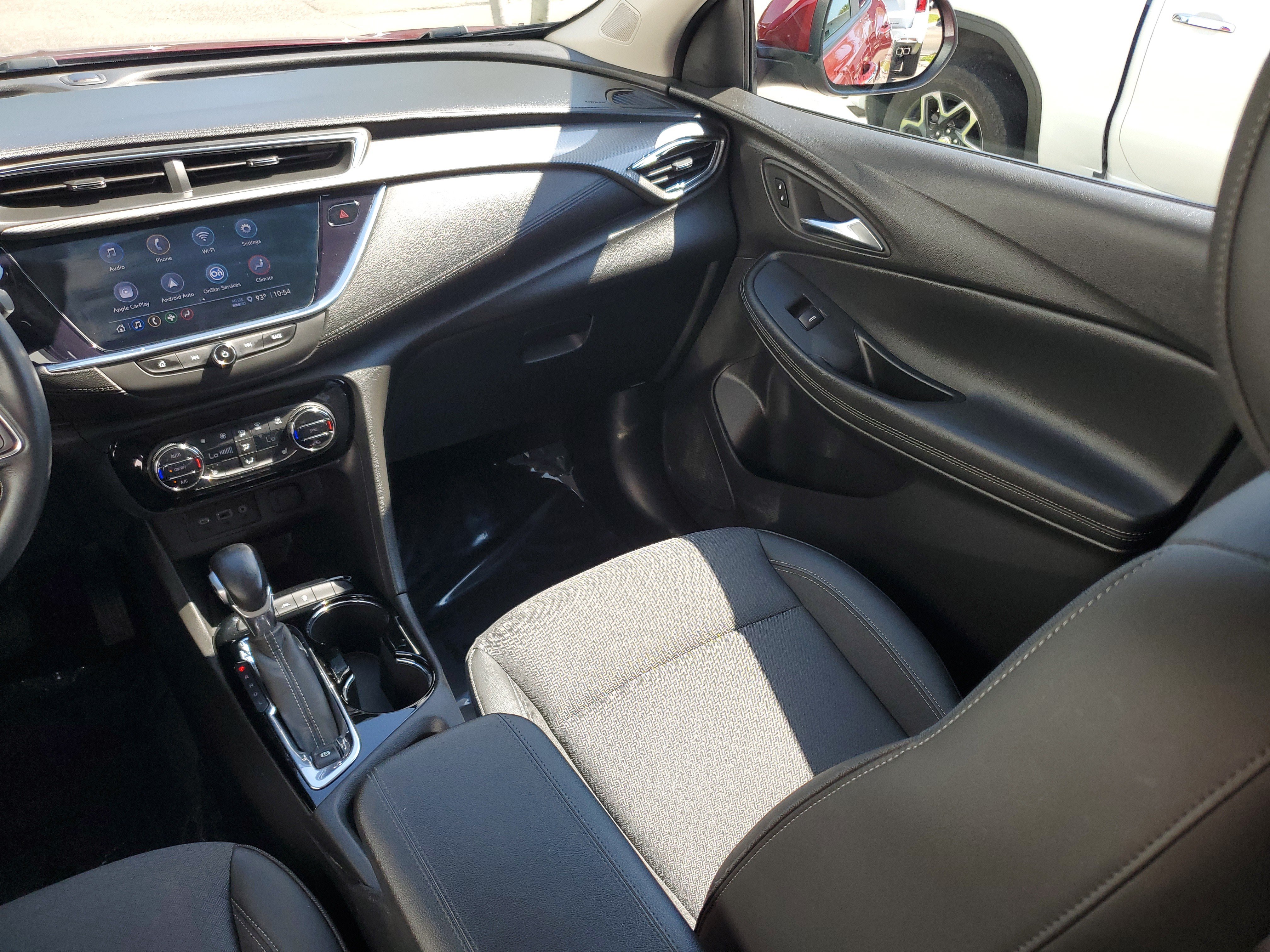 Used 2023 Buick Encore GX Select w/ Sport Touring Package FWD image 17