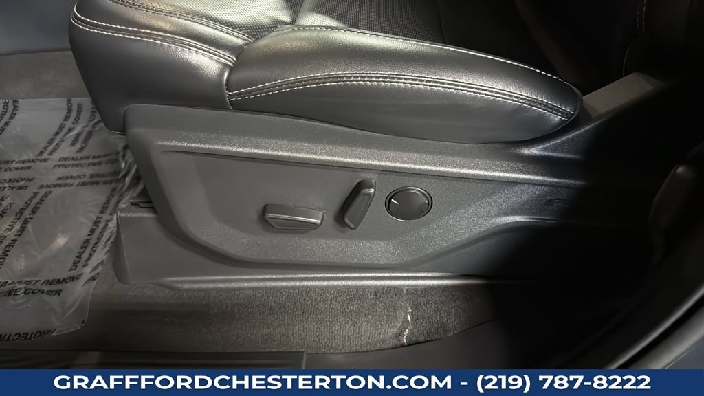 Used 2025 Ford Expedition Platinum AWD/4WD image 15