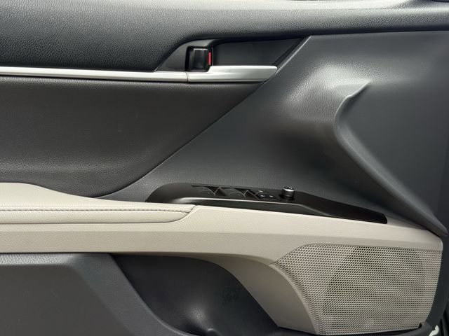 Used 2023 Toyota Camry XSE FWD image 26