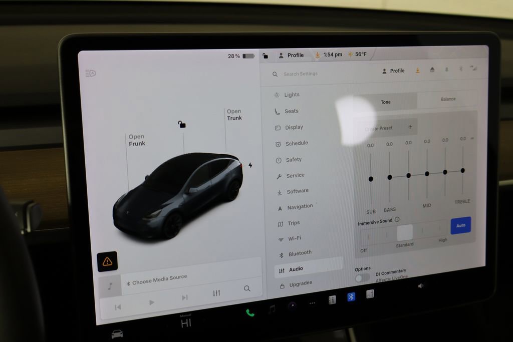 Used 2020 Tesla Model Y Long Range image 37