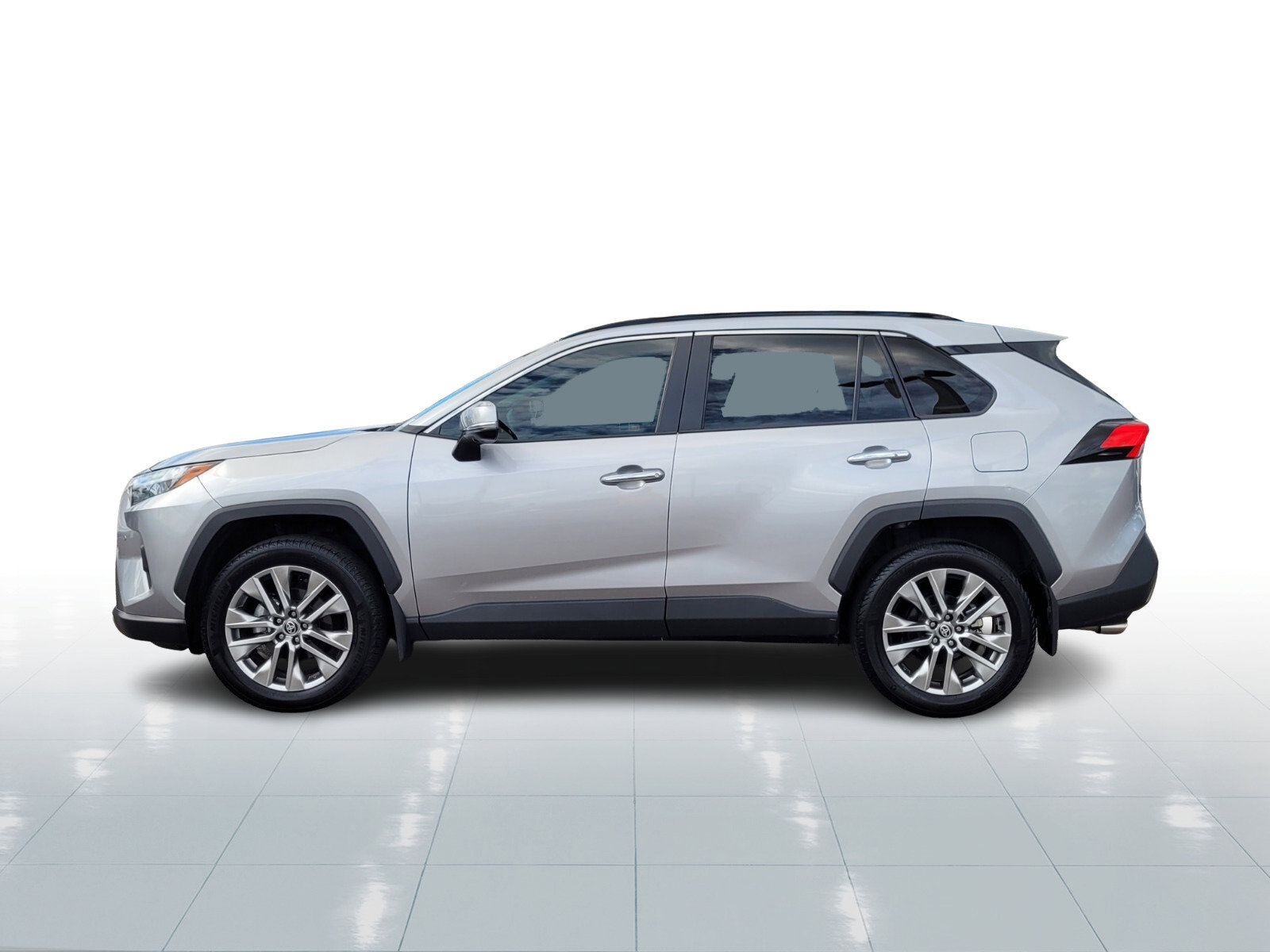 Used 2024 Toyota RAV4 Limited image 3