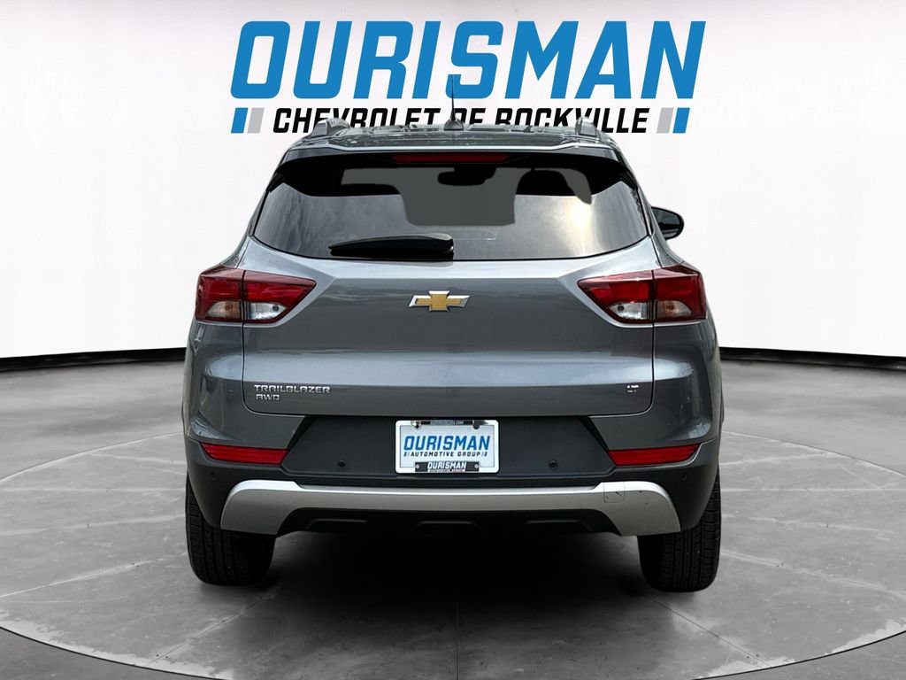 Used 2021 Chevrolet TrailBlazer LT w/ Convenience Package AWD/4WD image 4